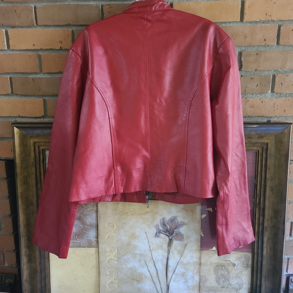 % 25 % OFF  Red Leather Jacket 2x (Runs Very Small ) More Like a Large - Picture 11 of 14